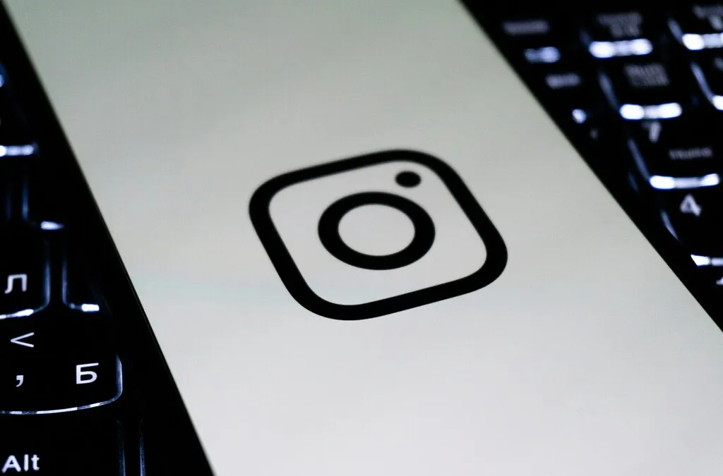What happens when you restrict someone on Instagram