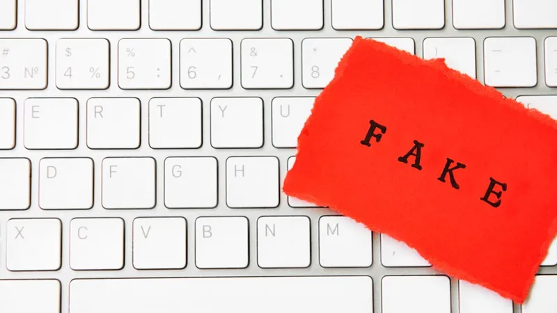 parola falsa scritta su carta strappata, Come fare un Finsta